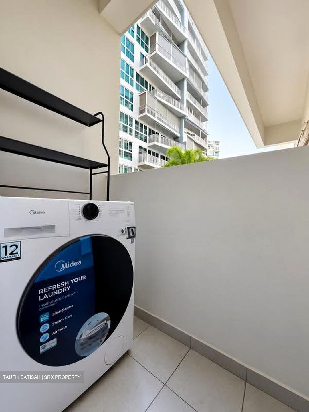 1 Canberra (D27), Condominium #615436731
